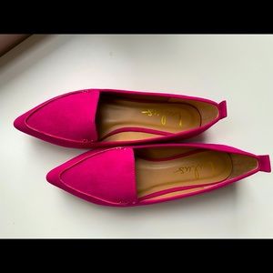 Beautiful brand new flats of size 5.5